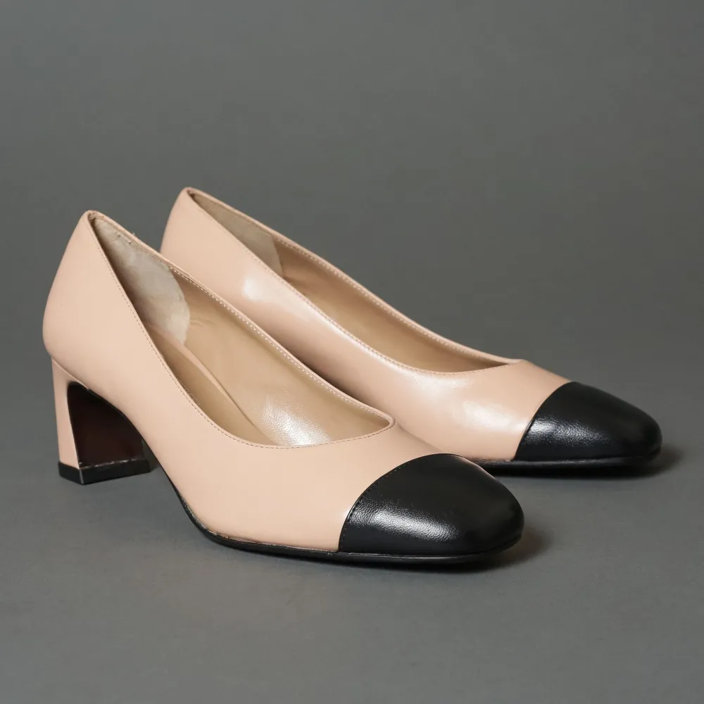 Conflict For Interest 801 Wendy| Heels