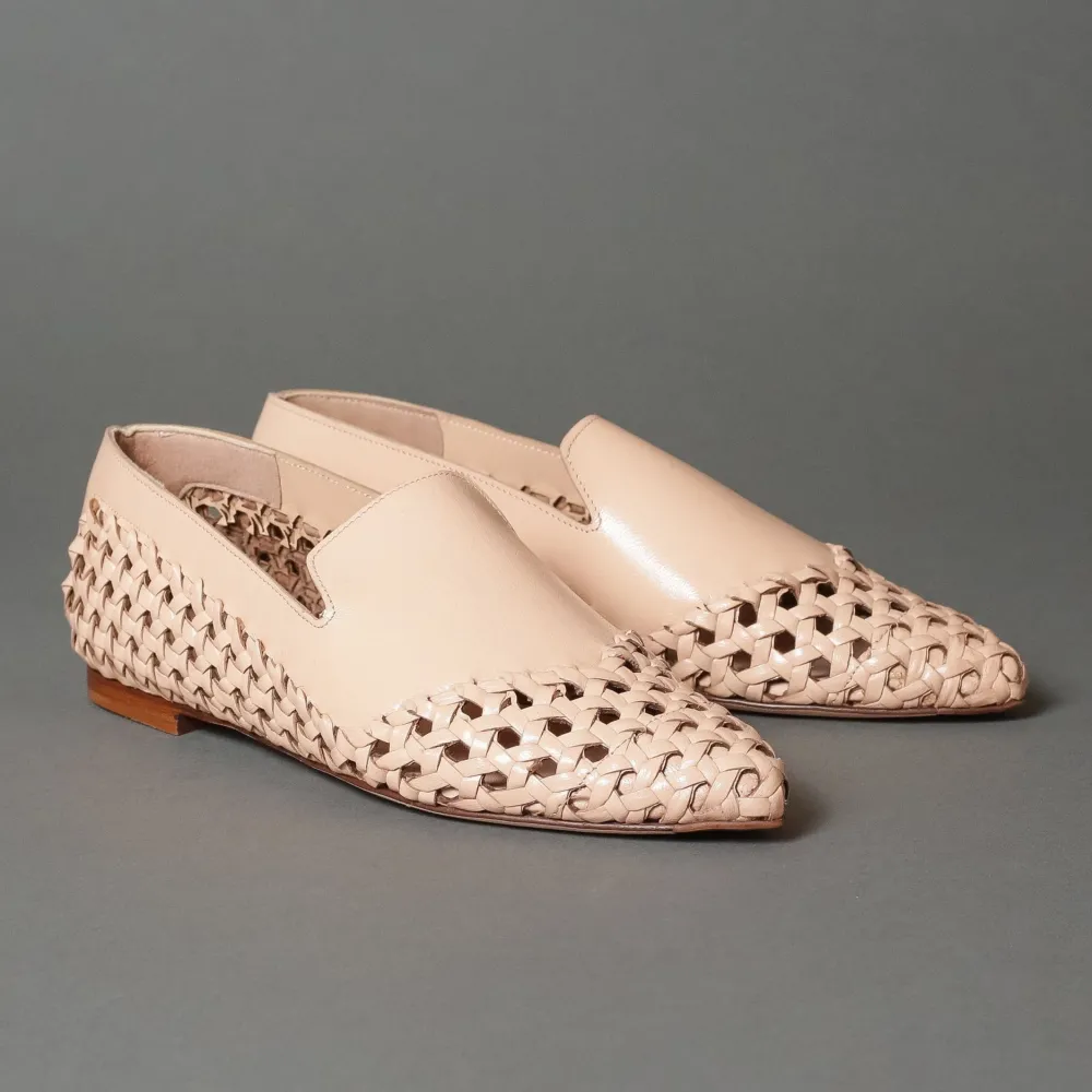 Lorena paggi 31203| Flats